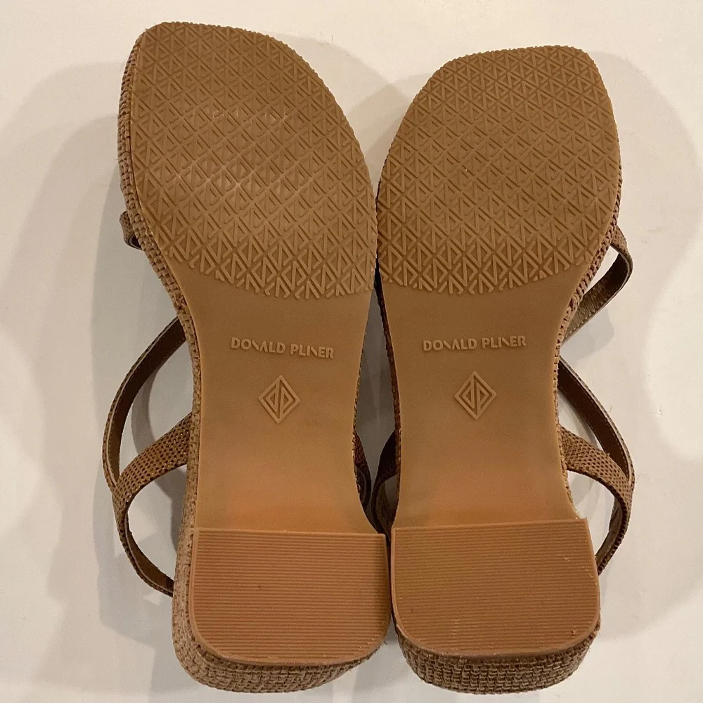 DONALD PLINER The Rosalie Platform Sandal Lizard Print Brown Size 7 LIKE NEW - Picture 5 of 9